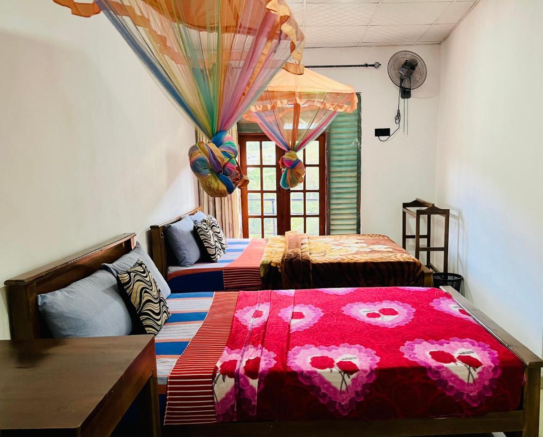 Grand Adamspeak Hotel Nallathanniya Kültér fotó