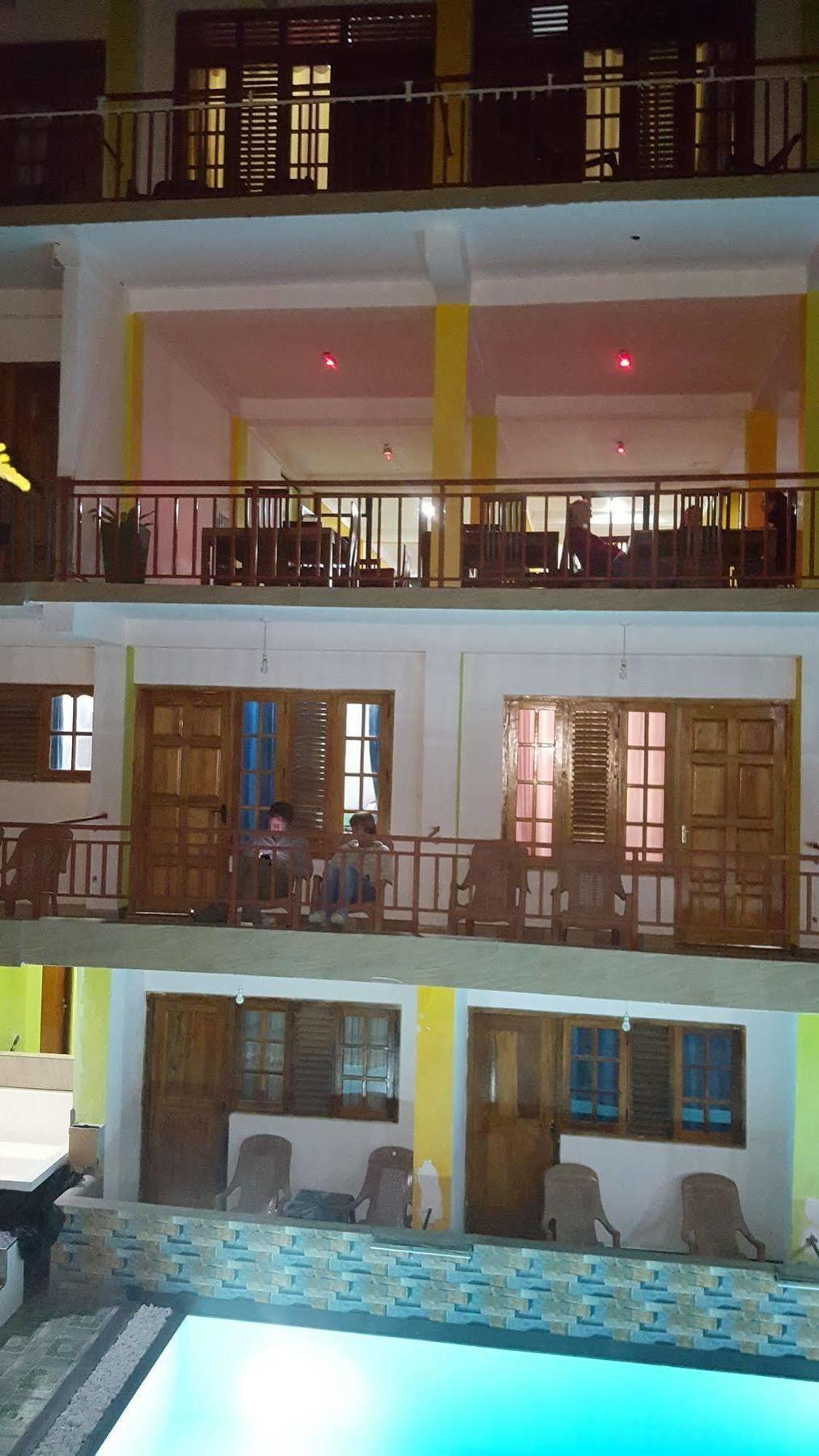 Grand Adamspeak Hotel Nallathanniya Kültér fotó